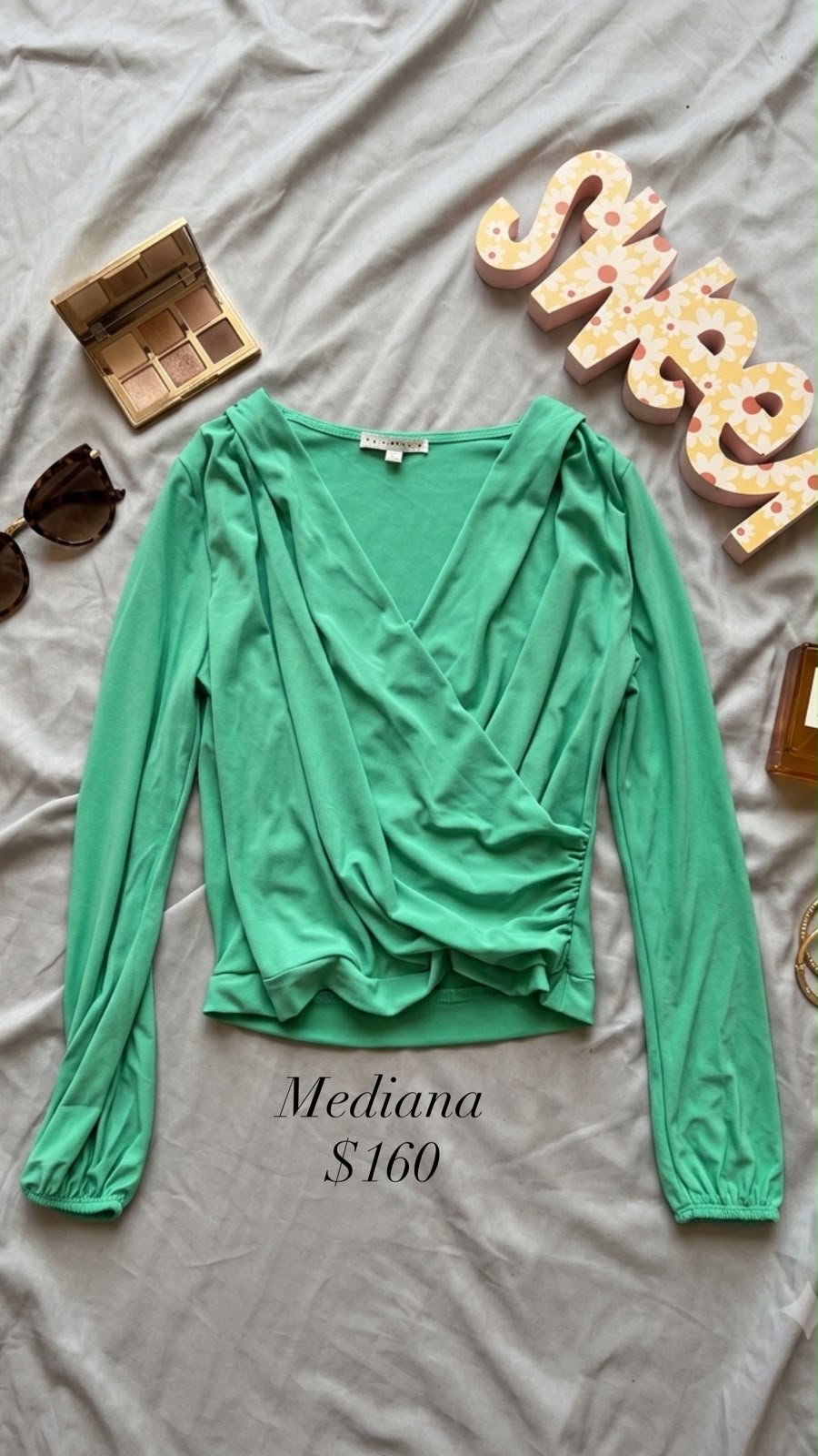 Blusa verde cruzada